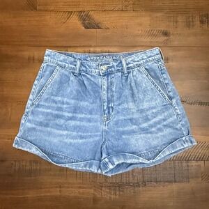 American Eagle Denim Mom Shorts High Waisted Cuffed Wash Size 6